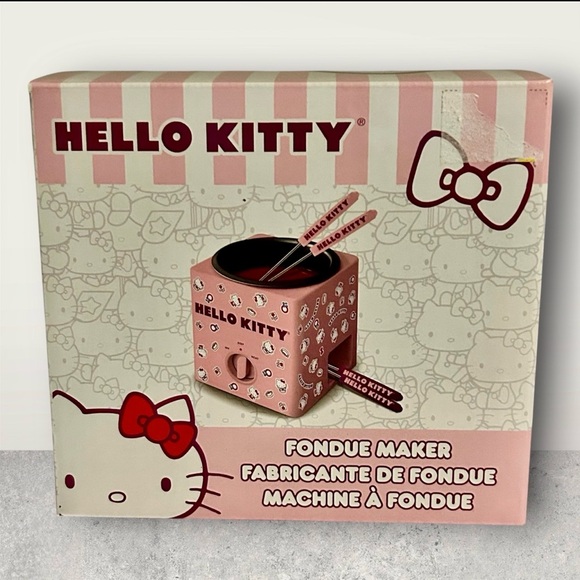uncanny Other - Hello Kitty Pink Fondue Set